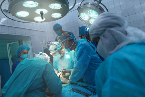 HURSO realiza mais de 200 cirurgias por mês e 25% são de urgência e emergência