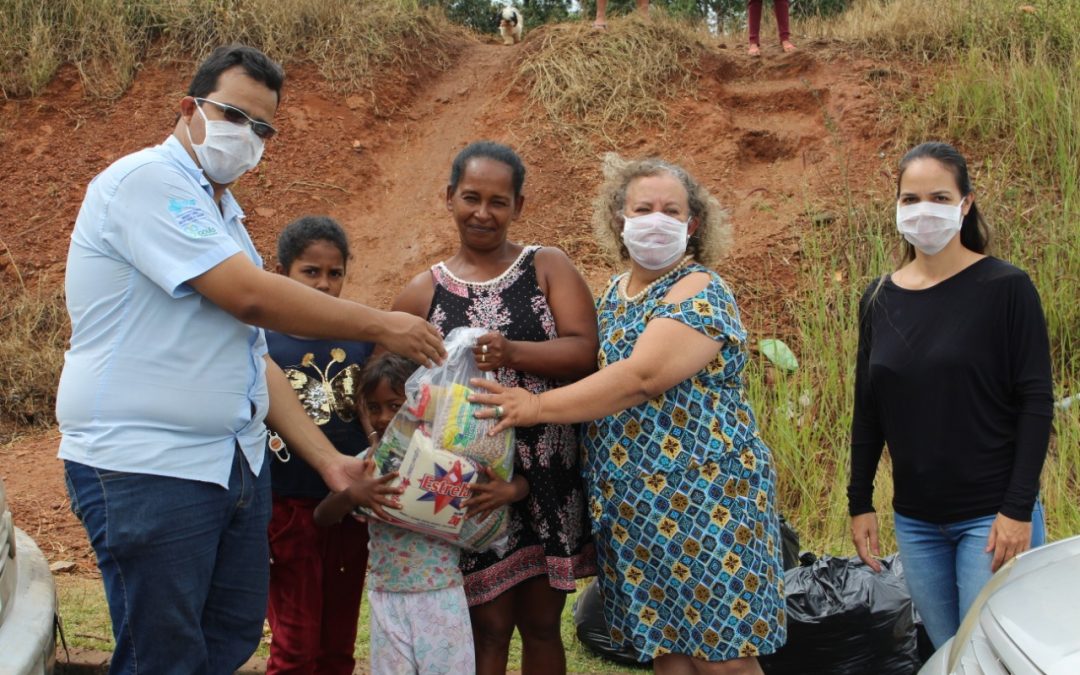 Hospital Estadual em Pirenópolis entrega cestas básicas às instituições e famílias vulneráveis